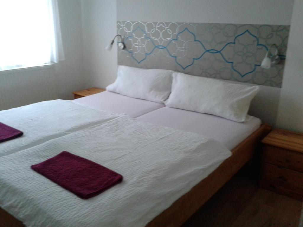 Janus Apartman Sarvar Room photo