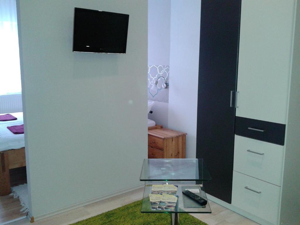 Janus Apartman Sarvar Room photo